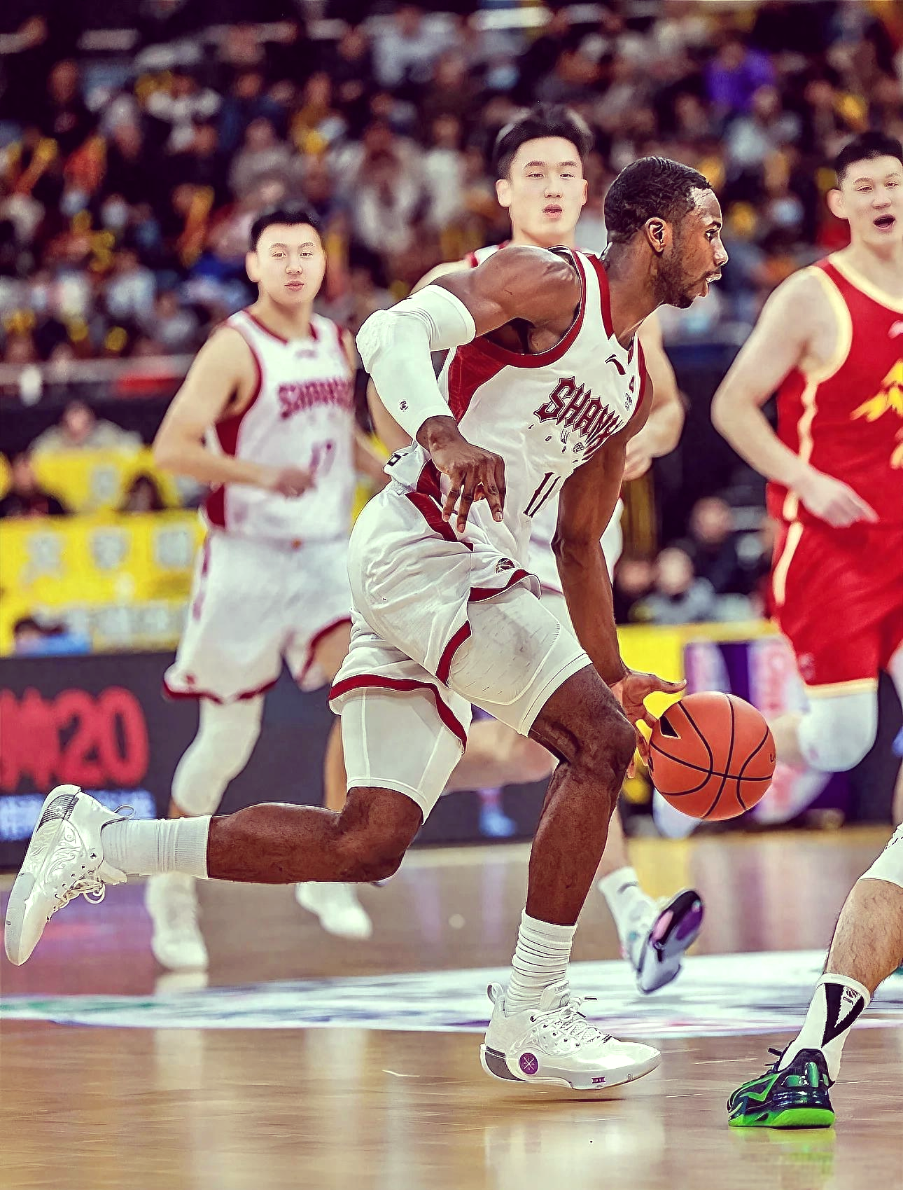 KY Game Card-关于这也行？清晨广东宏远遗憾出局——亚冠节点到来转会期广厦男篮调整名单以备CBA季后赛，丁俊晖怒砍27分的信息